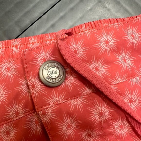 PETER MILLAR WOMENS XL CORAL PERFORMANCE MESH LINED LIGHTWEIGHT SHORTS - Picture 3 of 8